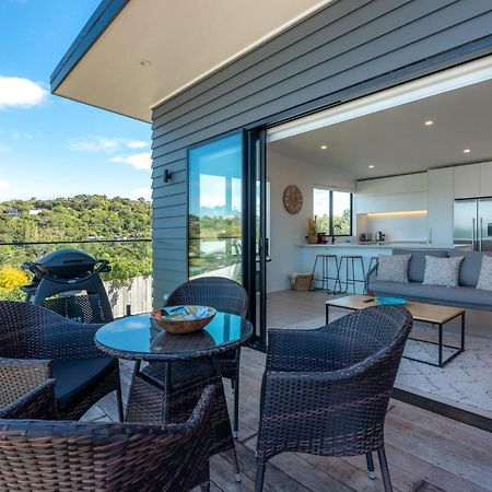 Luna Cottage. Stunning Ocean Views On Waiheke Oneroa Extérieur photo