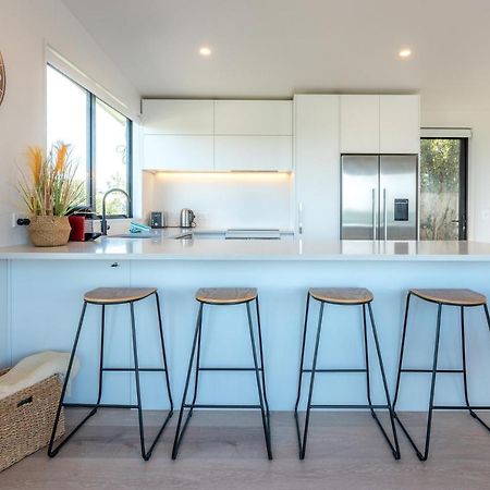 Luna Cottage. Stunning Ocean Views On Waiheke Oneroa Extérieur photo