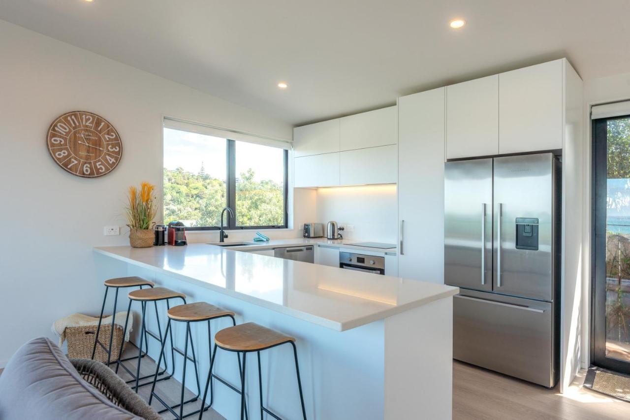 Luna Cottage. Stunning Ocean Views On Waiheke Oneroa Extérieur photo